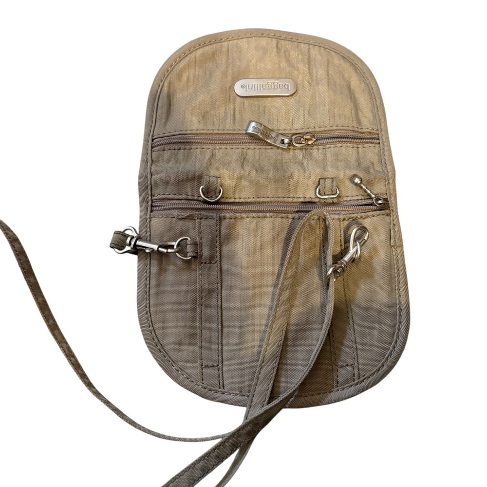 Baggallini beige Crossbody hiking travel Bag - Picture 3 of 10